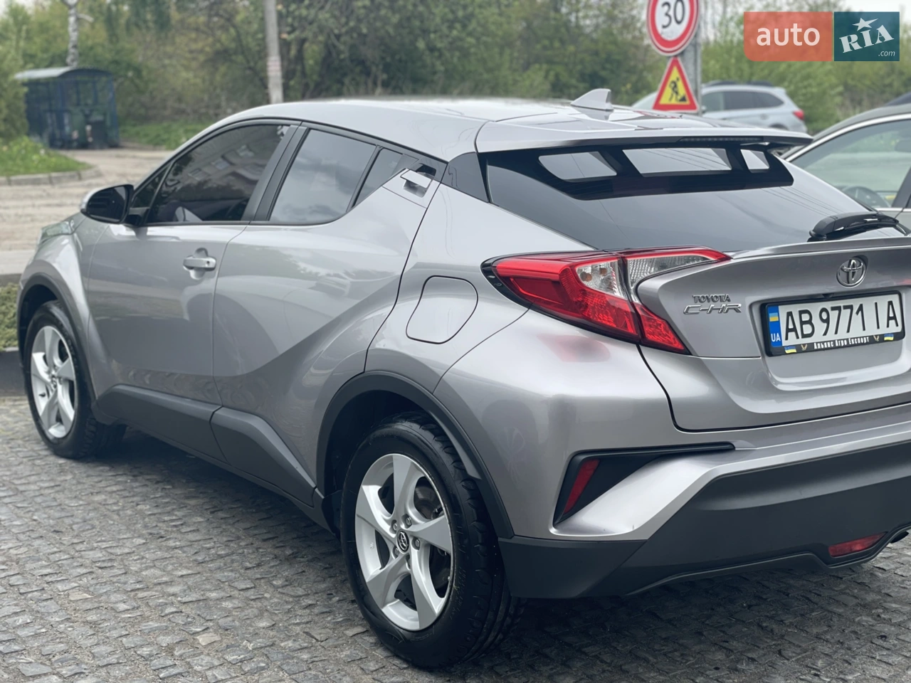 2018 Toyota C-HR - мініатюра 18