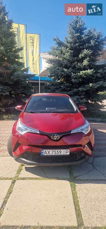 Toyota C-HR 2017