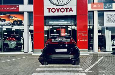 Внедорожник / Кроссовер Toyota C-HR 2024 в 
