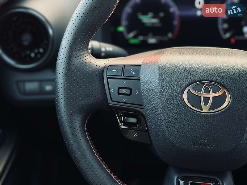 Внедорожник / Кроссовер Toyota C-HR 2024 в Тернополе