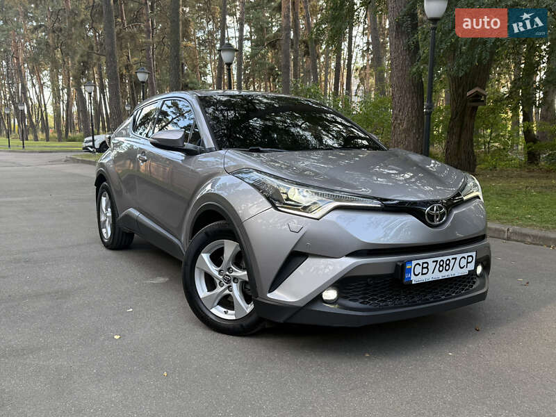 Внедорожник / Кроссовер Toyota C-HR 2018 в Чернигове