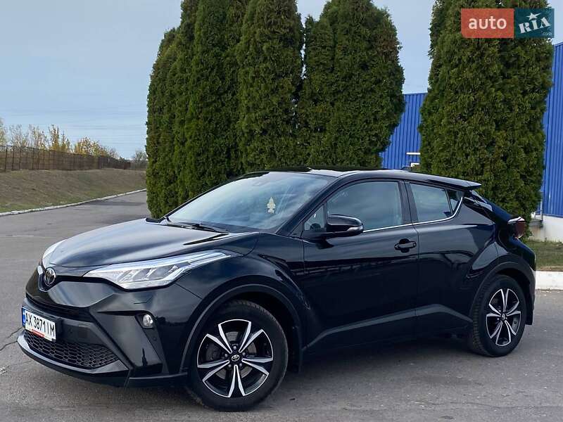 Внедорожник / Кроссовер Toyota C-HR 2019 в Полтаве фото 5 Внедорожник / Кроссовер Toyota C-HR 2019 в Полтаве