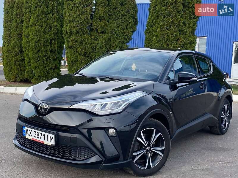 Внедорожник / Кроссовер Toyota C-HR 2019 в Полтаве фото 8 Внедорожник / Кроссовер Toyota C-HR 2019 в Полтаве