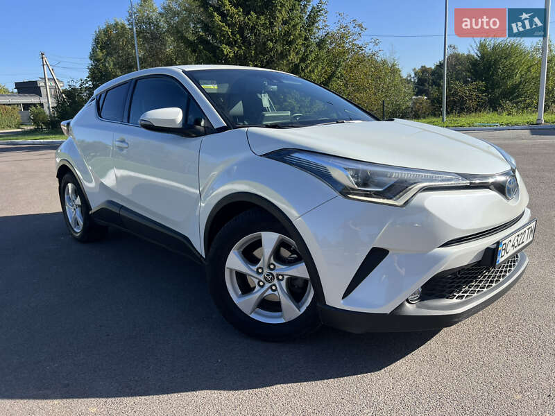Внедорожник / Кроссовер Toyota C-HR 2018 в Львове