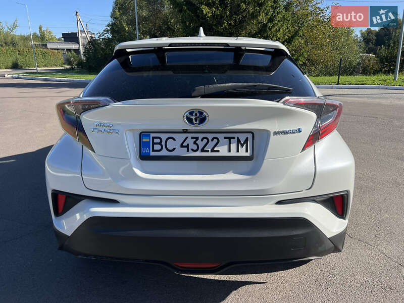 Внедорожник / Кроссовер Toyota C-HR 2018 в Львове