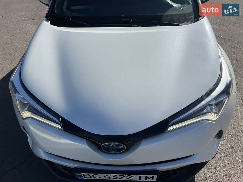 Внедорожник / Кроссовер Toyota C-HR 2018 в Львове
