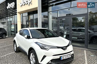 Внедорожник / Кроссовер Toyota C-HR 2017 в Днепре