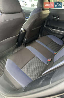 Внедорожник / Кроссовер Toyota C-HR 2020 в Киеве