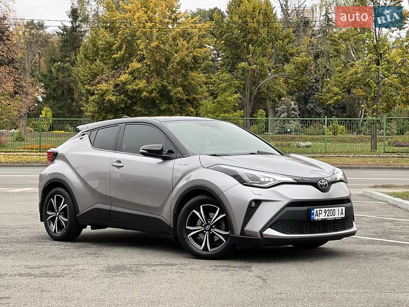Позашляховик / Кросовер Toyota C-HR 2020 в Харкові фото 8 Позашляховик / Кросовер Toyota C-HR 2020 в Харкові