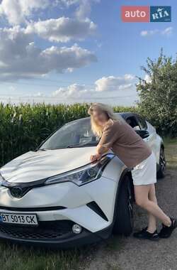 Позашляховик / Кросовер Toyota C-HR 2018 в Херсоні