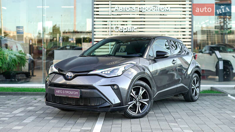 Внедорожник / Кроссовер Toyota C-HR 2020 в 