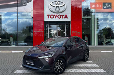 Внедорожник / Кроссовер Toyota C-HR 2023 в Запорожье