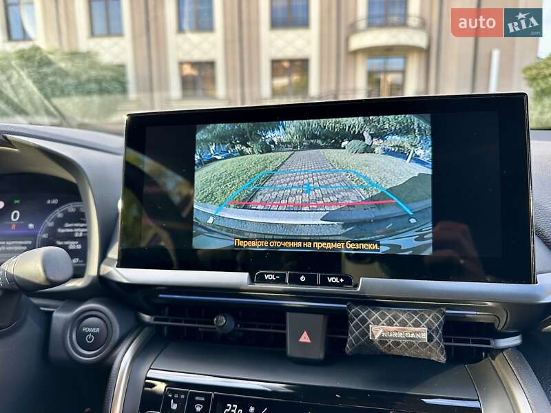Внедорожник / Кроссовер Toyota C-HR 2024 в Киеве