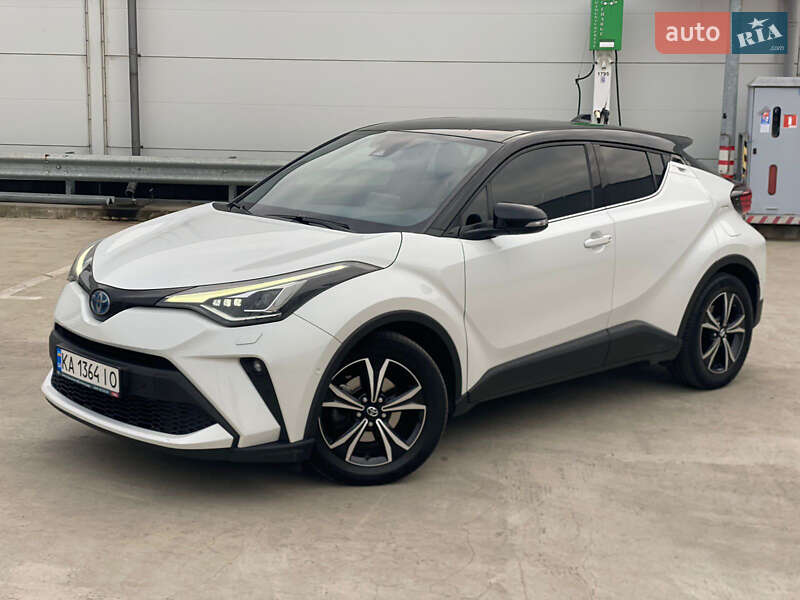 Внедорожник / Кроссовер Toyota C-HR 2022 в Киеве