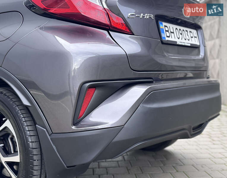 Позашляховик / Кросовер Toyota C-HR 2019 в Одесі