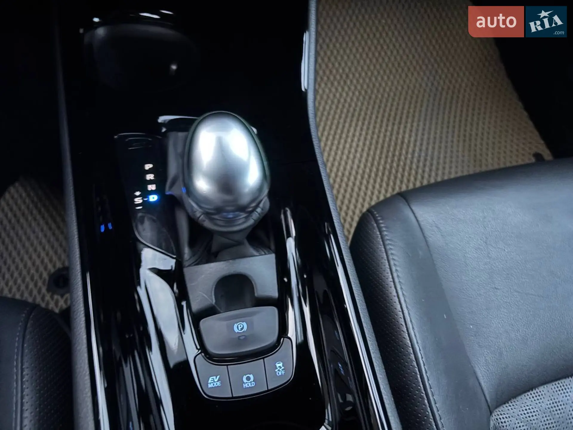 2019 Toyota C-HR - мініатюра 25
