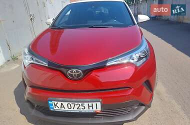 Позашляховик / Кросовер Toyota C-HR 2018 в Києві
