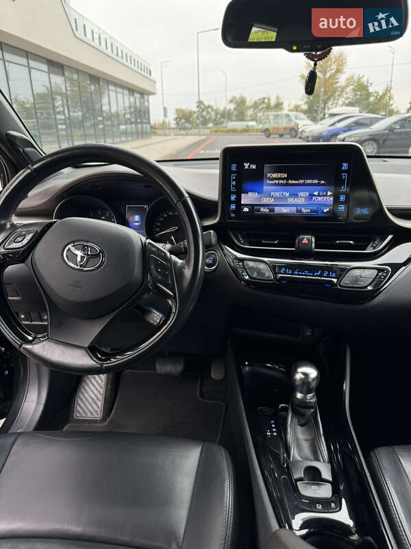 Внедорожник / Кроссовер Toyota C-HR 2018 в Киеве фото 20 Внедорожник / Кроссовер Toyota C-HR 2018 в Киеве