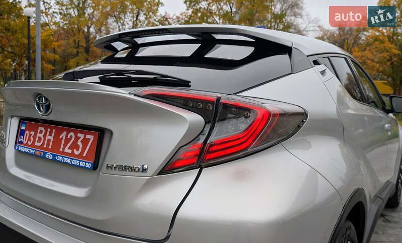 Внедорожник / Кроссовер Toyota C-HR 2019 в Киеве фото 9 Внедорожник / Кроссовер Toyota C-HR 2019 в Киеве