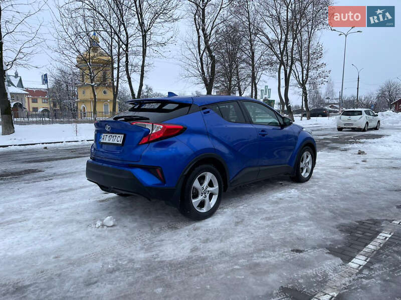 Внедорожник / Кроссовер Toyota C-HR 2018 в Коломые