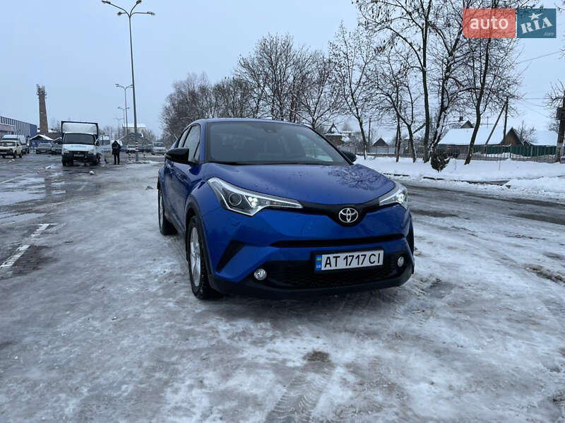 Внедорожник / Кроссовер Toyota C-HR 2018 в Коломые