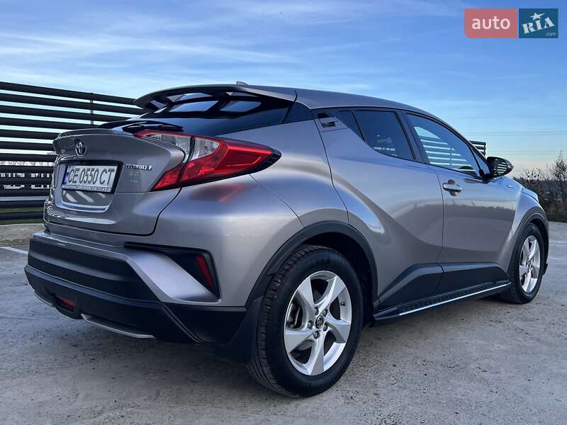 Внедорожник / Кроссовер Toyota C-HR 2019 в Черновцах