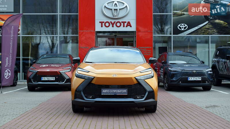 Внедорожник / Кроссовер Toyota C-HR 2023 в Житомире