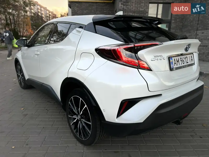 Toyota C-HR 2018 VIN NMTKZ3BX40R143958 фото оголошення 14 з 49