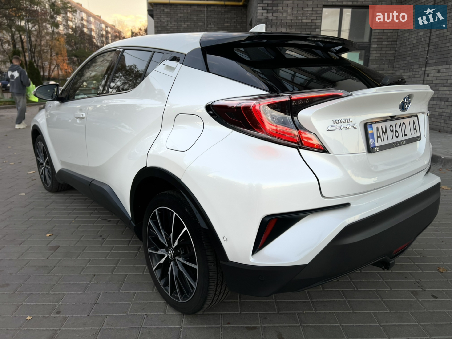 2018 Toyota C-HR - мініатюра 14