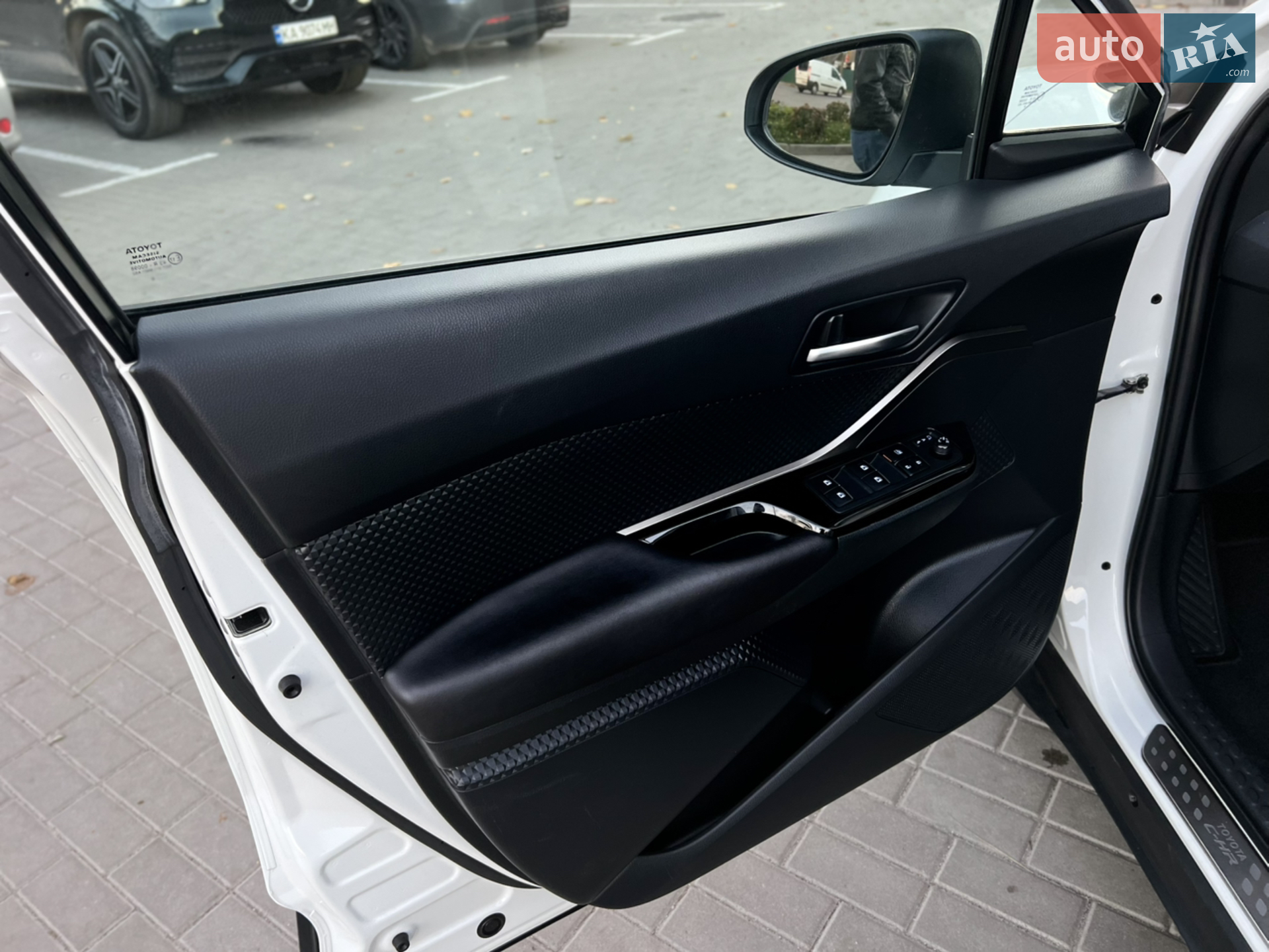2018 Toyota C-HR - мініатюра 18