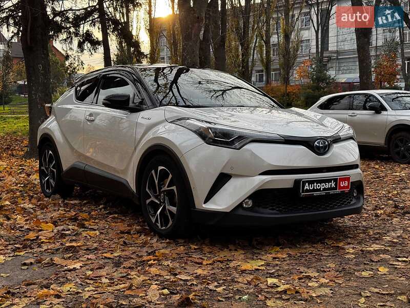 Внедорожник / Кроссовер Toyota C-HR 2019 в Киеве фото 3 Внедорожник / Кроссовер Toyota C-HR 2019 в Киеве