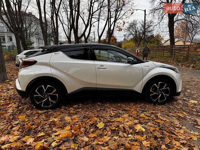 Внедорожник / Кроссовер Toyota C-HR 2019 в Киеве фото 6 Внедорожник / Кроссовер Toyota C-HR 2019 в Киеве