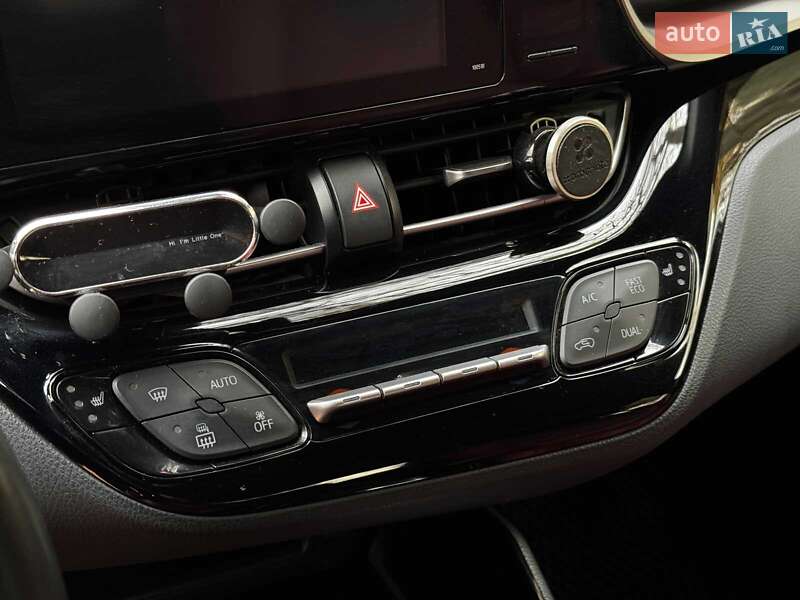 Внедорожник / Кроссовер Toyota C-HR 2019 в Киеве фото 23 Внедорожник / Кроссовер Toyota C-HR 2019 в Киеве