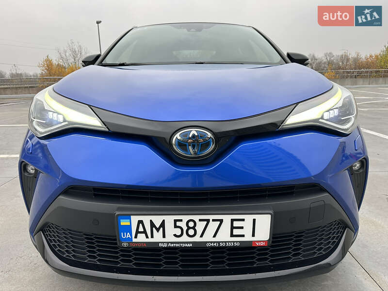 Внедорожник / Кроссовер Toyota C-HR 2020 в Киеве фото 6 Внедорожник / Кроссовер Toyota C-HR 2020 в Киеве