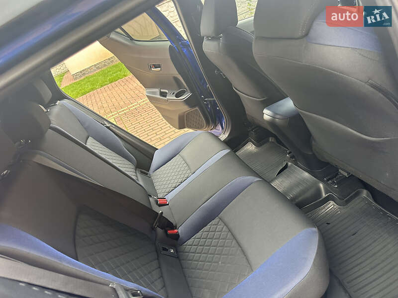 Внедорожник / Кроссовер Toyota C-HR 2020 в Киеве фото 28 Внедорожник / Кроссовер Toyota C-HR 2020 в Киеве