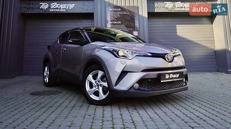 Внедорожник / Кроссовер Toyota C-HR 2017 в Львове фото 2 Внедорожник / Кроссовер Toyota C-HR 2017 в Львове