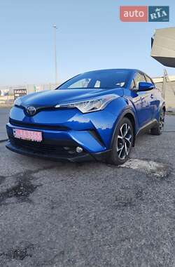Внедорожник / Кроссовер Toyota C-HR 2018 в Львове