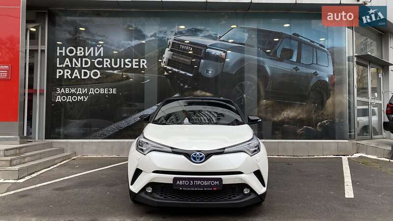 Внедорожник / Кроссовер Toyota C-HR 2018 в Одессе фото 5 Внедорожник / Кроссовер Toyota C-HR 2018 в Одессе