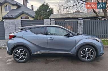 Внедорожник / Кроссовер Toyota C-HR 2020 в Львове