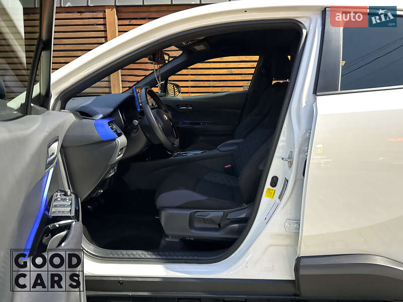 Позашляховик / Кросовер Toyota C-HR 2019 в Одесі