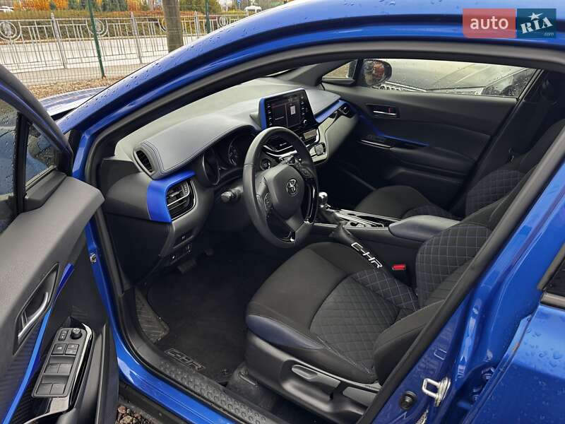 Позашляховик / Кросовер Toyota C-HR 2021 в Києві фото 8 Позашляховик / Кросовер Toyota C-HR 2021 в Києві