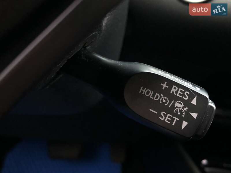 Внедорожник / Кроссовер Toyota C-HR 2018 в Виннице