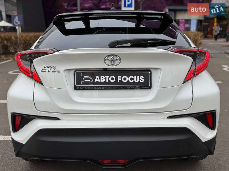 Внедорожник / Кроссовер Toyota C-HR 2019 в Киеве фото 6 Внедорожник / Кроссовер Toyota C-HR 2019 в Киеве