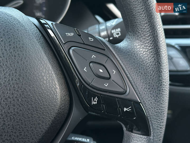 Внедорожник / Кроссовер Toyota C-HR 2020 в Одессе фото 50 Внедорожник / Кроссовер Toyota C-HR 2020 в Одессе