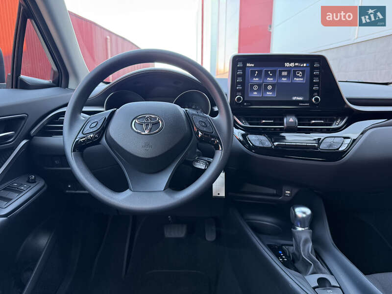 Внедорожник / Кроссовер Toyota C-HR 2021 в Киеве