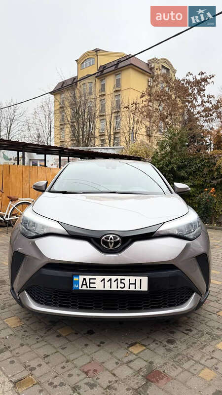 Внедорожник / Кроссовер Toyota C-HR 2020 в Кривом Роге
