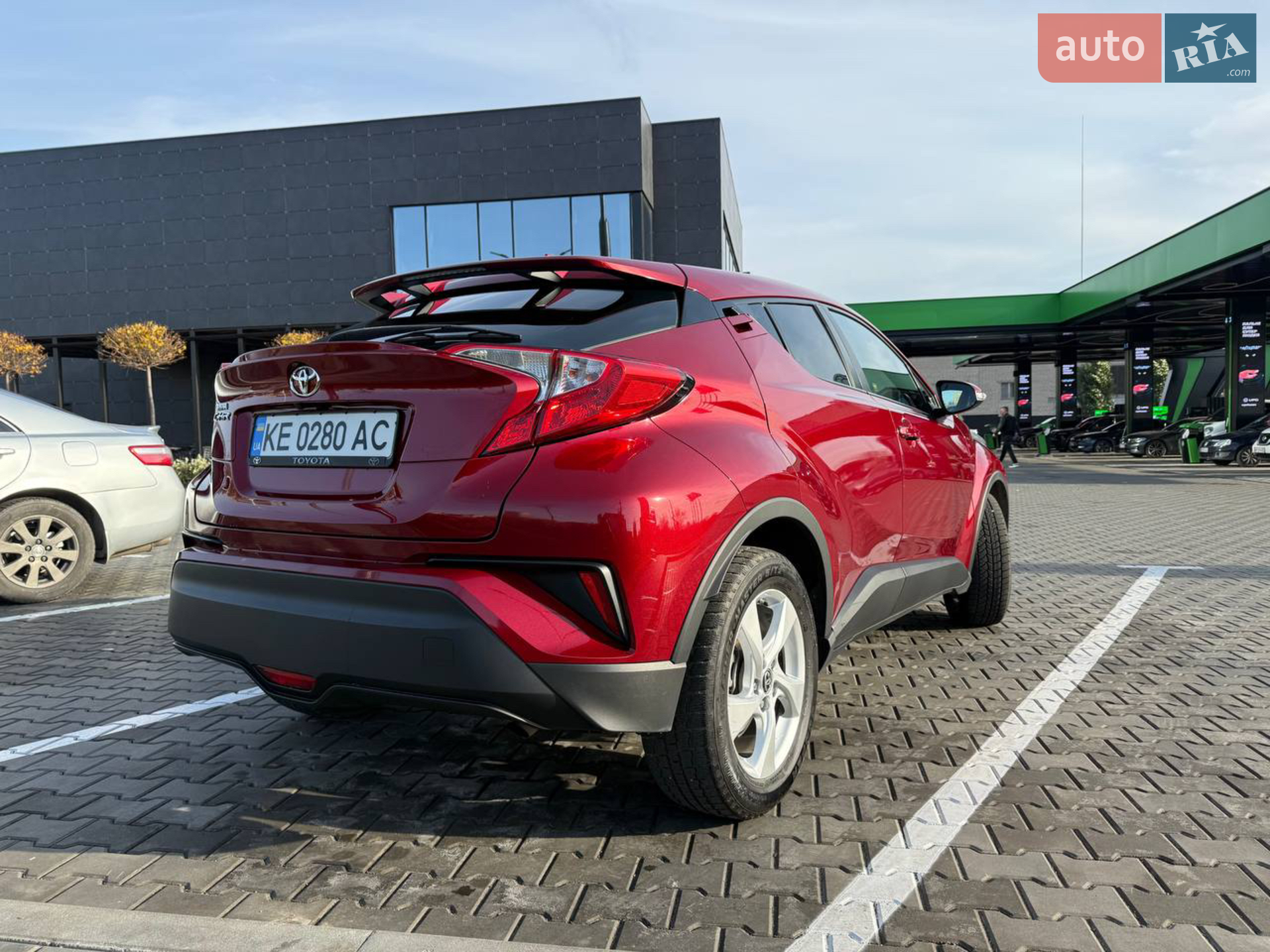 2017 Toyota C-HR - мініатюра 4