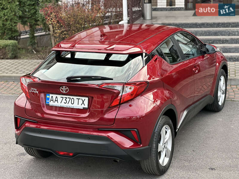 Внедорожник / Кроссовер Toyota C-HR 2018 в Виннице