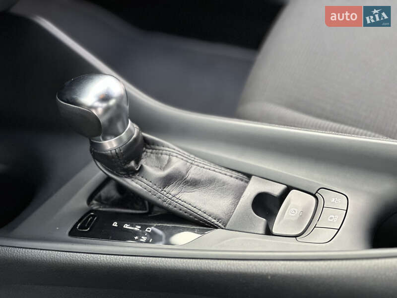 Внедорожник / Кроссовер Toyota C-HR 2018 в Виннице