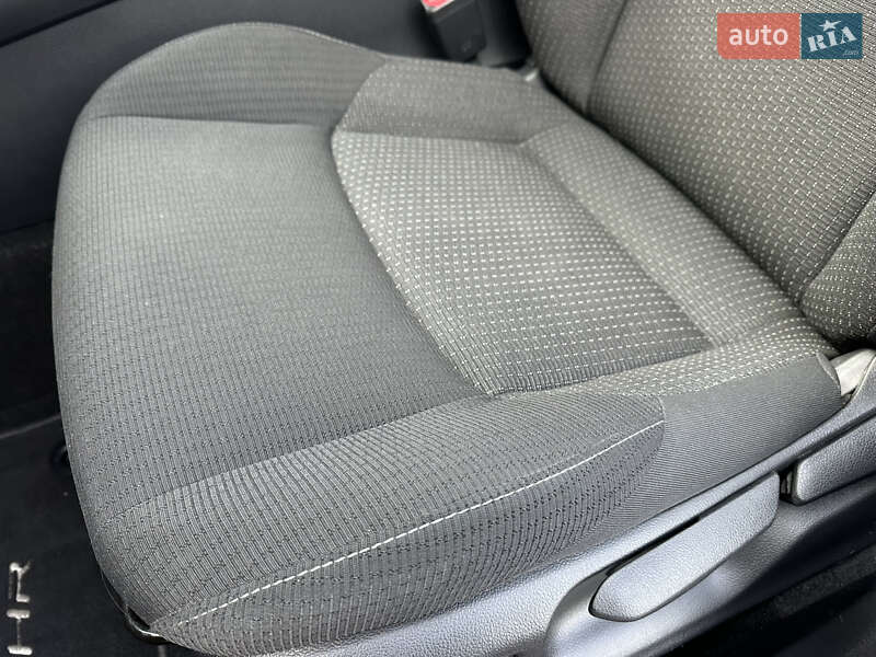 Внедорожник / Кроссовер Toyota C-HR 2018 в Виннице